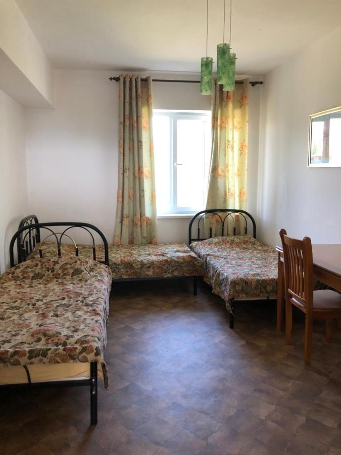 Гостевой Дом Айша Guest House Aisha Tscholponata Exterior foto