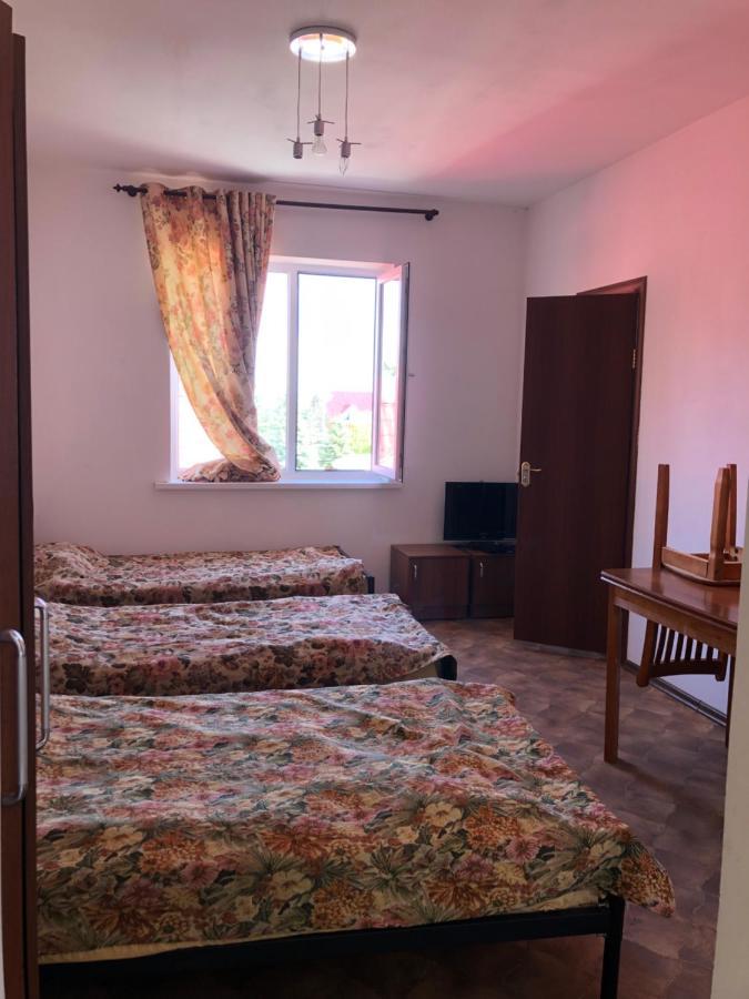 Гостевой Дом Айша Guest House Aisha Tscholponata Exterior foto